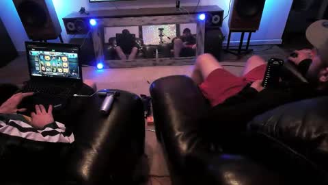 Snapshot of ladshed chatting on October 30, 8:20 pm Hectic online show from October 30, 8:20 pm