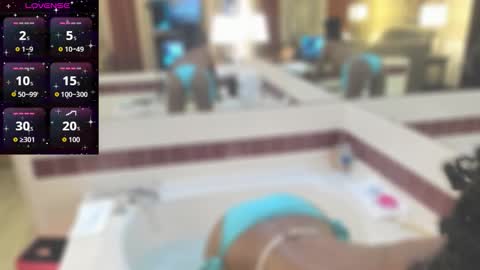 Snapshot of lady_aiyla chatting on January 11, 5:12 am Lady Aiyla Your Benevolent Goddess online show from January 11, 5:12 am