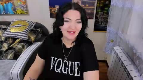 lady_boom_ online show from February 19, 8:27 pm