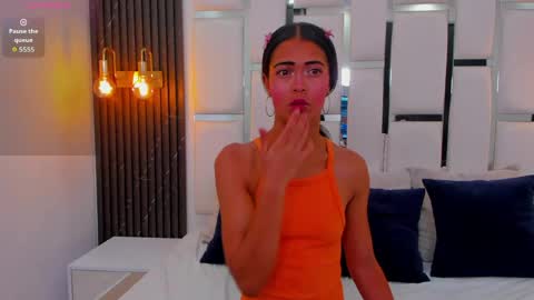Snapshot of lady_boox chatting on May 17, 11:45 pm Lady online show from May 17, 11:45 pm