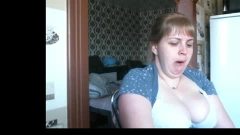 Snapshot of lady_cute_cat chatting on June 8, 1:28 am lady cute cat29 online show from June 8, 1:28 am
