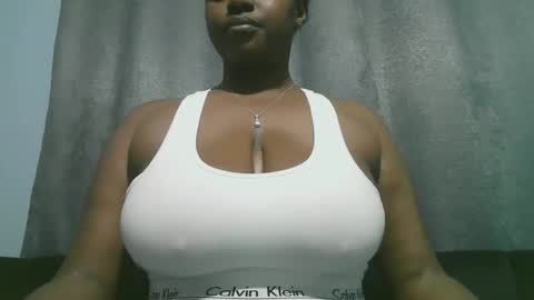 lady_dearra online show from September 11, 2:33 am