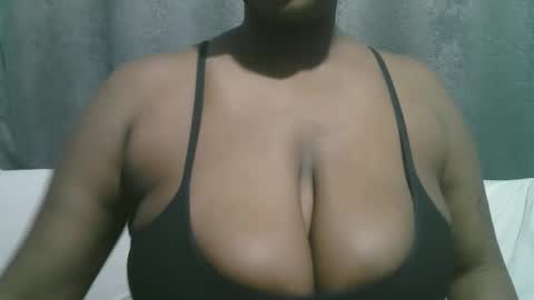 lady_dearra online show from September 16, 2:12 am