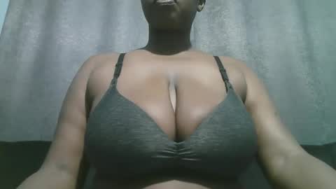 lady_dearra online show from December 16, 3:22 am