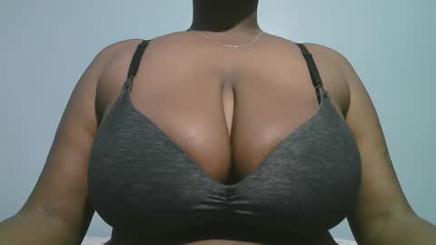 lady_dearra online show from January 15, 3:22 am