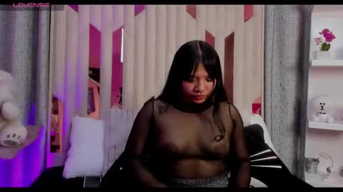 Snapshot of lady_frox chatting on June 8, 12:27 pm Cami online show from June 8, 12:27 pm