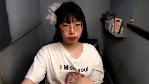 Snapshot of lady_galacticax chatting on February 20, 1:46 am    online show from February 20, 1:46 am