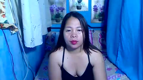 Snapshot of lady_in_bed69 chatting on July 10, 10:34 pm lady_in_bed69 online show from July 10, 10:34 pm