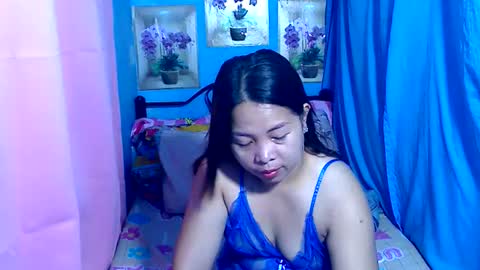 Snapshot of lady_in_bed69 chatting on July 27, 11:01 pm lady_in_bed69 online show from July 27, 11:01 pm