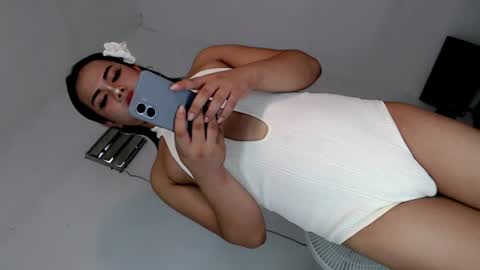 lady_janah online show from August 1, 2:33 am