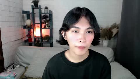   online show from January 4, 12:49 pm