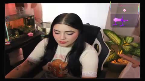 Snapshot of lady_kaisa chatting on July 1, 6:29 pm Lady Kaisa online show from July 1, 6:29 pm