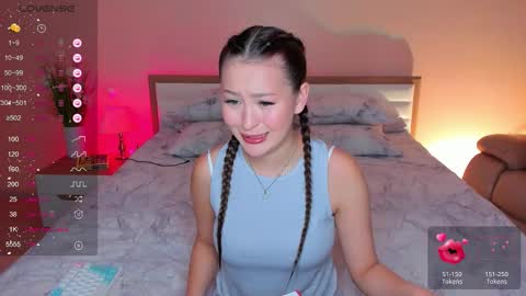 Krissy online show from November 5, 11:32 am