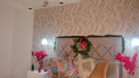 Gaby  online show from December 18, 5:21 pm