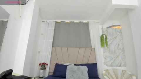 Snapshot of lady_miss___ chatting on May 7, 12:32 pm lady_miss___ online show from May 7, 12:32 pm