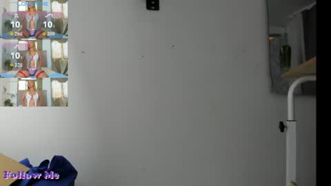 Snapshot of lady_miss___ chatting on June 25, 11:59 am lady_miss___ online show from June 25, 11:59 am
