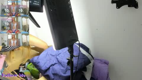 Snapshot of lady_miss___ chatting on June 27, 11:48 am lady_miss___ online show from June 27, 11:48 am