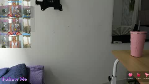 Snapshot of lady_miss___ chatting on June 27, 12:22 pm lady_miss___ online show from June 27, 12:22 pm
