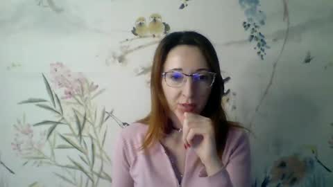 Snapshot of lady_noyabrina chatting on November 4, 9:30 am Kira online show from November 4, 9:30 am