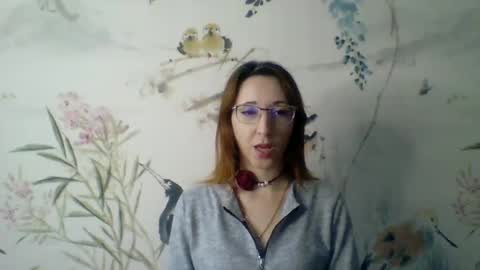 Snapshot of lady_noyabrina chatting on November 7, 9:42 am Kira online show from November 7, 9:42 am