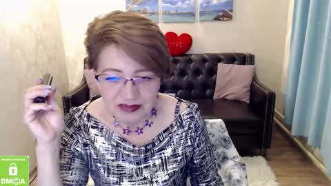Diana online show from February 4, 12:00 pm