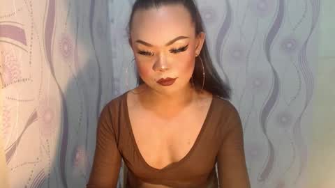 Snapshot of lady_shane26 chatting on May 16, 12:37 pm lady_shane26 online show from May 16, 12:37 pm