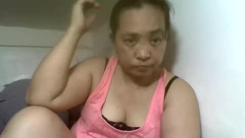 Snapshot of ladybignipples4u chatting on September 13, 9:09 am ladybignipples4u online show from September 13, 9:09 am