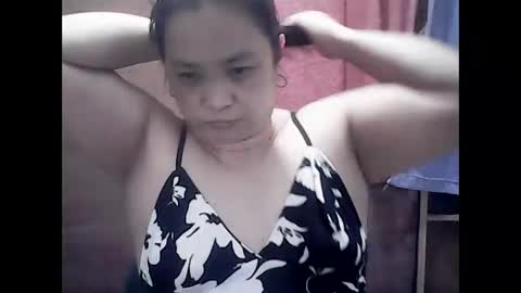 Snapshot of ladybignipples4u chatting on September 21, 8:49 am ladybignipples4u online show from September 21, 8:49 am