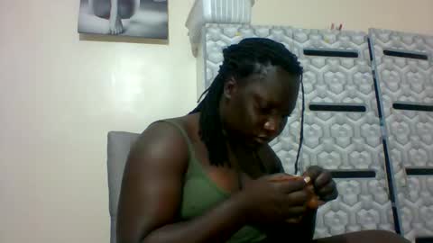 lindah32 online show from January 7, 8:21 pm