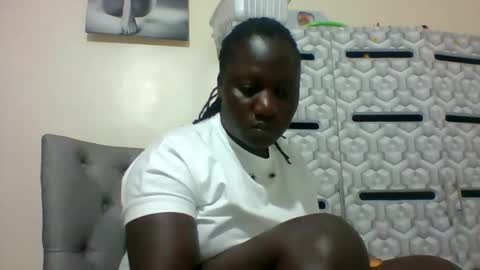 lindah32 online show from January 11, 6:12 pm