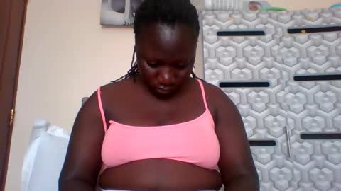 lindah32 online show from January 15, 9:24 am