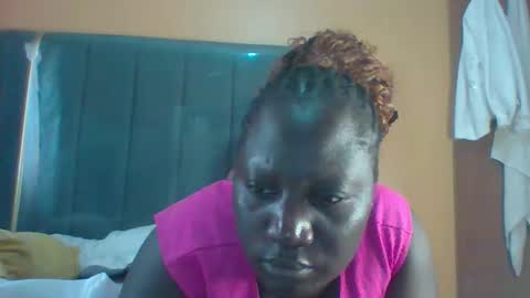 lindah32 online show from September 24, 8:17 am