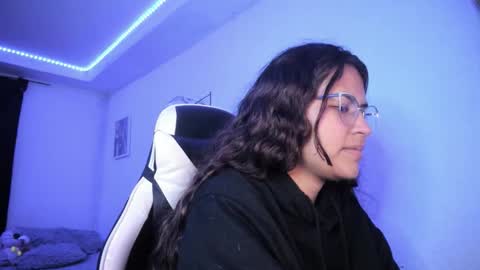  Lady  online show from February 9, 4:27 am