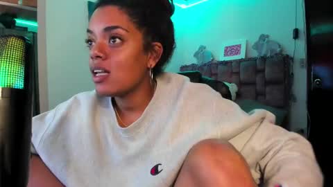 leidy daniela online show from December 19, 6:23 am