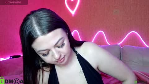 Snapshot of ladydrammer chatting on April 18, 7:07 pm LadyDrummer online show from April 18, 7:07 pm