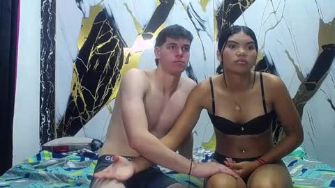 Snapshot of ladygrey7 chatting on December 20, 2:18 am ladygrey7 online show from December 20, 2:18 am