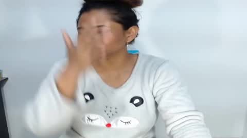 lady online show from February 19, 1:34 am