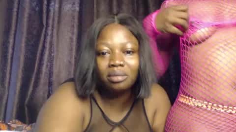 sexylila online show from April 25, 8:06 am