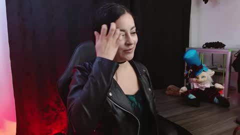 Snapshot of ladylunatikka chatting on February 27, 12:21 am ladylunatikka online show from February 27, 12:21 am