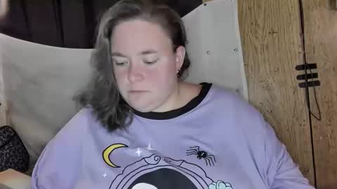 LadyLynn13 online show from November 17, 10:15 pm