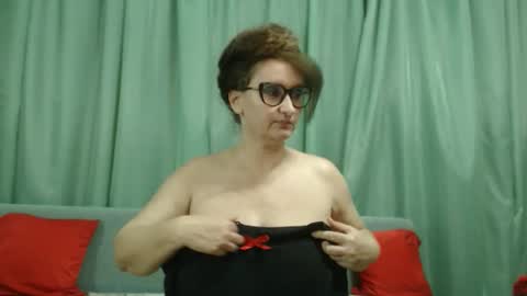 Nicole online show from March 13, 2:12 pm