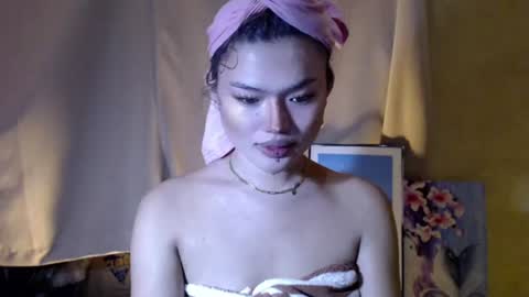 Snapshot of ladyofyou_dreamxoxo chatting on July 22, 9:34 am LILY online show from July 22, 9:34 am