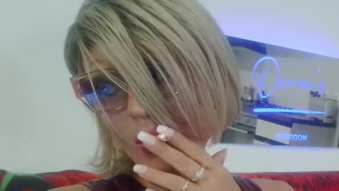 Oxana online show from April 25, 2:36 am