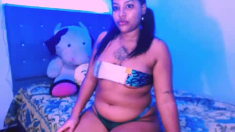 laura online show from February 3, 6:22 am