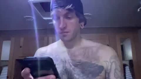 Snapshot of ladysoaker420 chatting on January 9, 8:24 am ladysoaker420 online show from January 9, 8:24 am