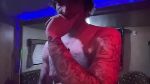 Snapshot of ladysoaker420 chatting on February 7, 12:20 am ladysoaker420 online show from February 7, 12:20 am