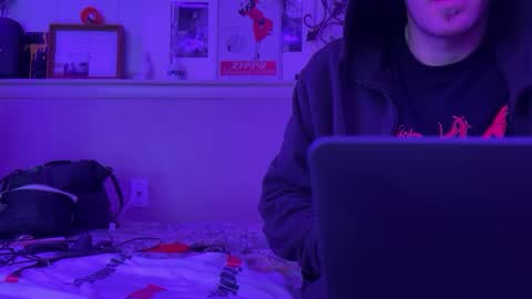 Snapshot of ladysoaker420 chatting on February 20, 12:30 am ladysoaker420 online show from February 20, 12:30 am