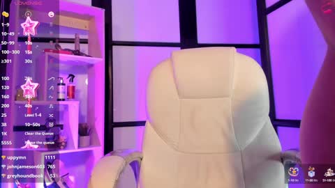 Lady  online show from January 14, 9:45 am