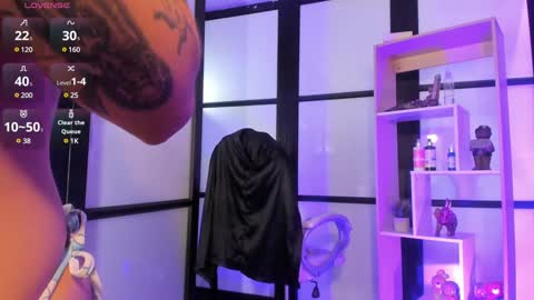 Lady  online show from January 25, 7:28 am