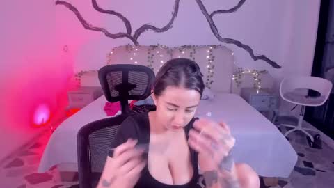 Lady  online show from September 14, 4:00 am